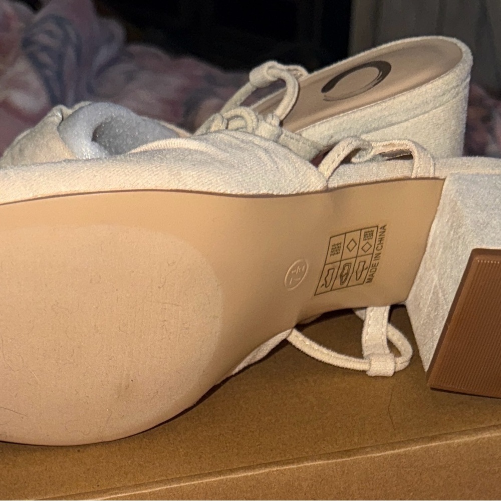 Journee Collection Cream Women's Sandals - Picture 4 of 9